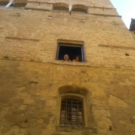 La Torre Nomipesciolini 3* San Gimignano