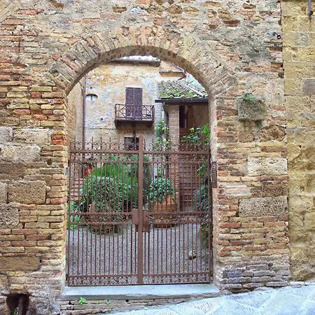 La Torre Nomipesciolini 3*
