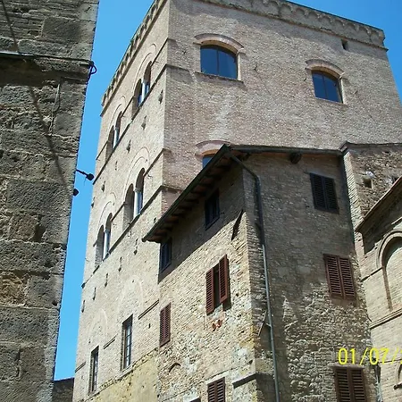 Gasthuis La Torre Nomipesciolini San Gimignano