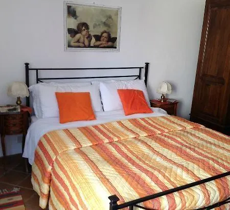 Gasthuis La Torre Nomipesciolini San Gimignano